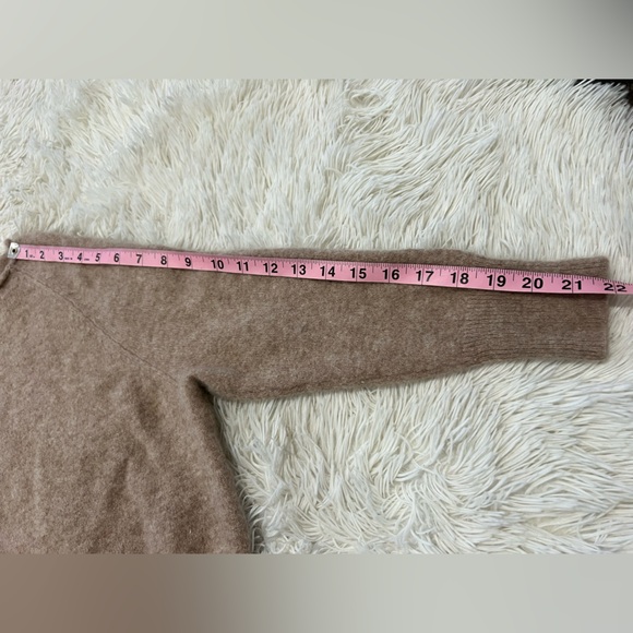 Quince 100% Cashmere Sweater - Size 14 - Picture 6 of 7
